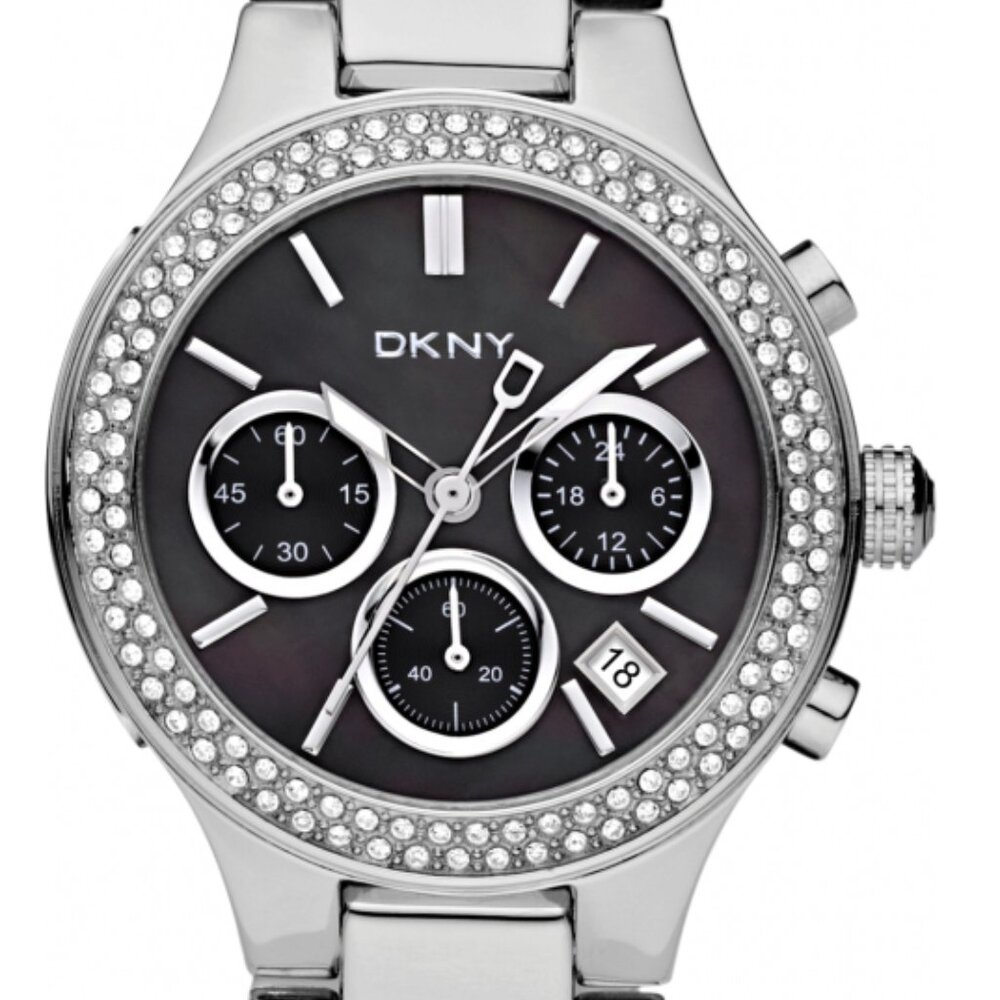 DNKY stainless steel and quartz women's wristwatch 7.5"